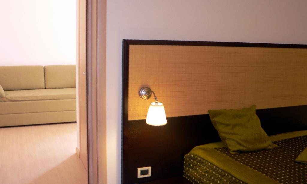 Il Grillo Hotel Pulsano Room photo